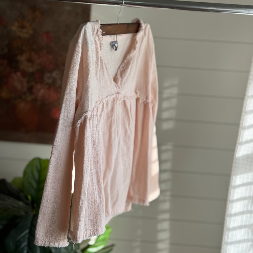 aerie Light Pink V-Neck Peasant Blouse - Picture 9 of 10